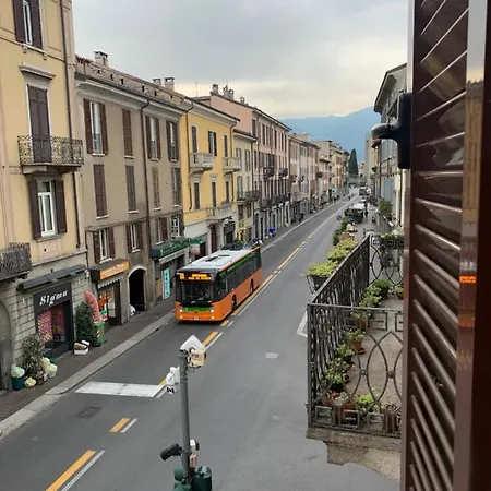 Finestra Su