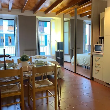 Apartament Finestra Su